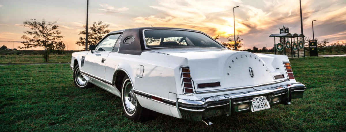 Lincoln Continental Mark V részlet